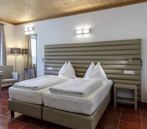 Hotel Bergland — gallery image 1